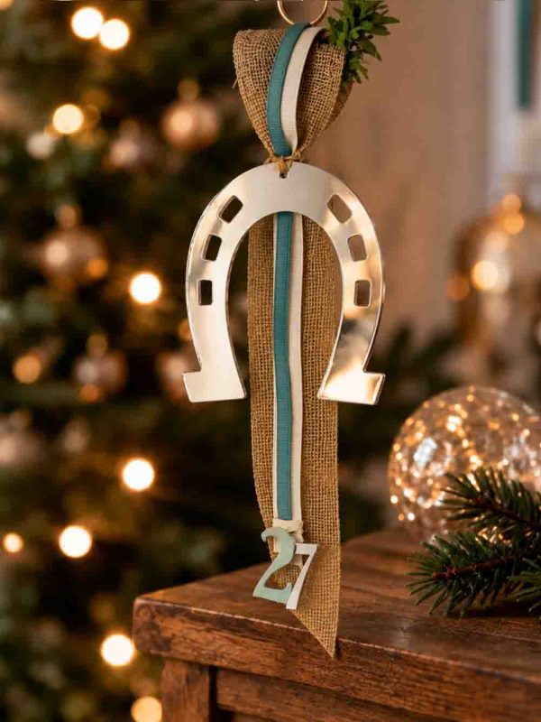 Premium handmade décor from Pnevma, designed and crafted in Greece with attention to material detail and modern aesthetics.